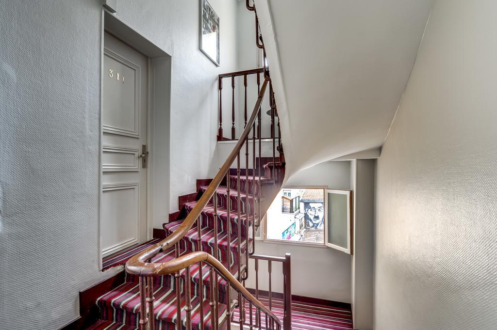 Hotel Montmartre Clignancourt ปารีส ภายนอก รูปภาพ